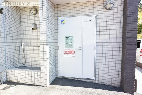 ベルメゾン元加治ヒルズ　１階