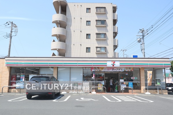 坂戸市泉町3丁目2期 新築全2棟 1号棟(セブン-イレブン坂戸泉町店)