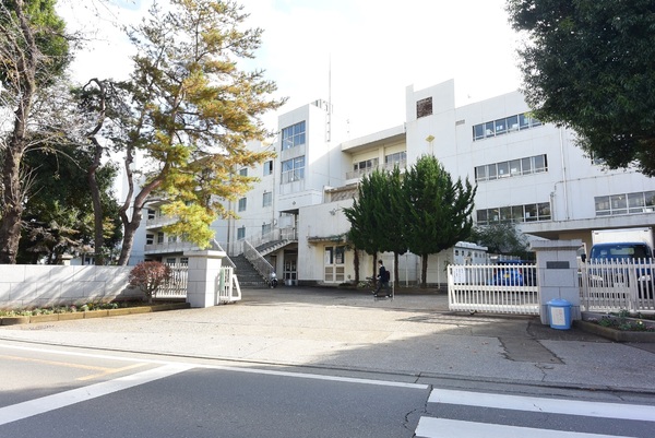 所沢中富 新築全6棟 3号棟(所沢市立富岡中学校)