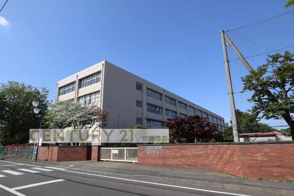 若葉グリーンプラザ参番館 1階(鶴ヶ島市立栄小学校)