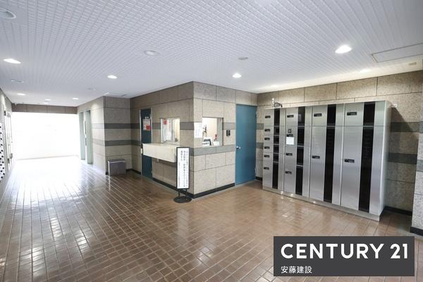 若葉グリーンプラザ参番館　１階