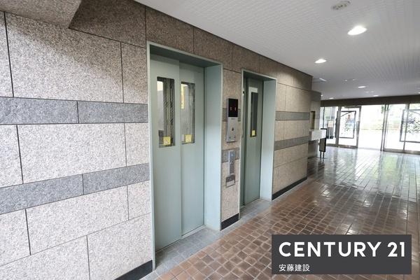 若葉グリーンプラザ参番館　１階