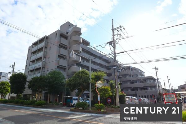 アーベイン狭山ガーデンコート　２階