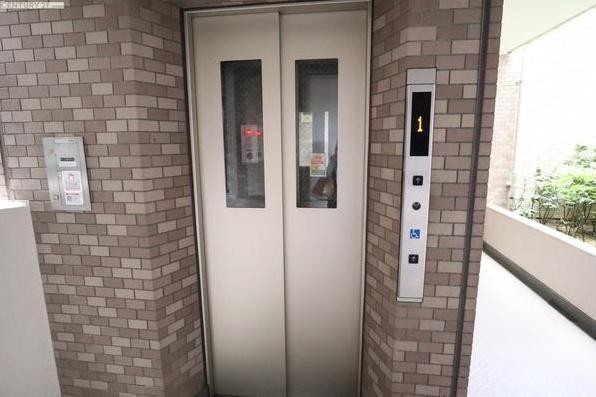 ライオンズマンション若葉台　１階