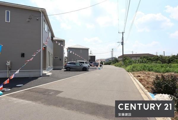 日高市原宿第20 新築全9棟 1号棟(前面道路含む現地写真)