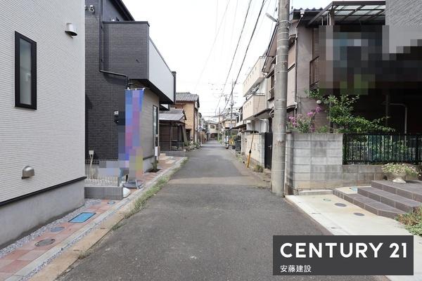 入間市東藤沢5丁目 新築全4棟 2号棟(前面道路含む現地写真)