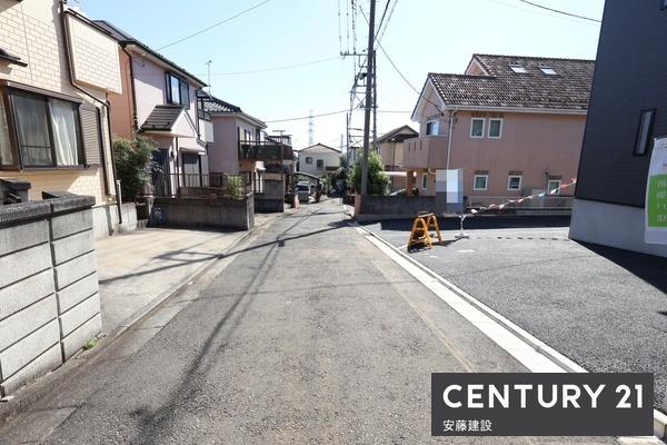 入間市新久第6 新築全3棟 3号棟(前面道路含む現地写真)