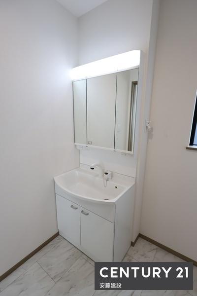 狭山市笹井一丁目　２－Ａ号棟　新築戸建