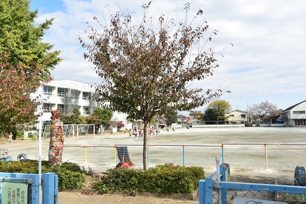 所沢市所沢新町の中古一戸建て(所沢市立富岡小学校)
