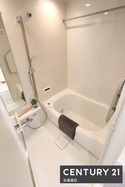 エステスクエア新所沢　３階