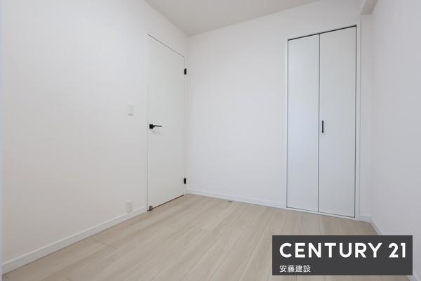 エステスクエア新所沢　３階