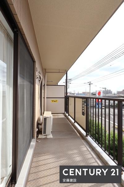 エステスクエア新所沢　３階