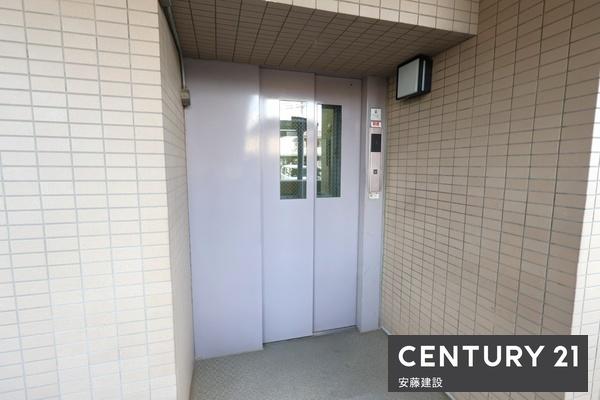 エステスクエア新所沢　３階