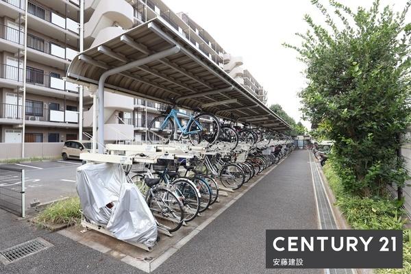 エステスクエア新所沢　３階