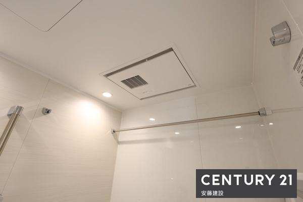 エステスクエア新所沢　３階