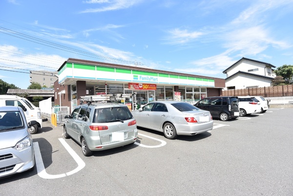 NICライブステイツ川越南大塚 3階(ファミリーマート川越南大塚店)