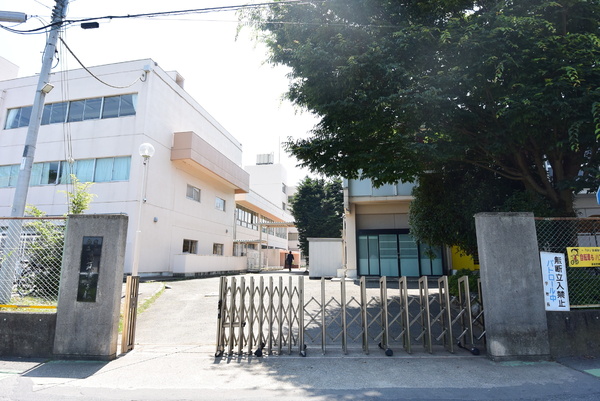 日高市大字女影の中古一戸建て(日高市立高萩中学校)