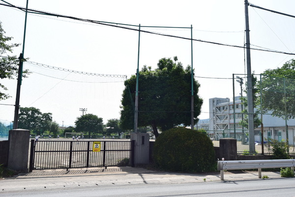 日高市四本木１丁目３期　新築全５棟　３号棟(日高市立高麗川中学校)