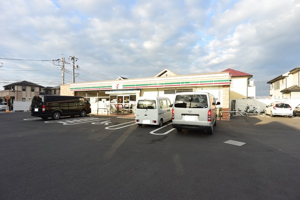 狭山市柏原21期　新築全5棟　3号棟(セブンイレブン狭山市狭山店)
