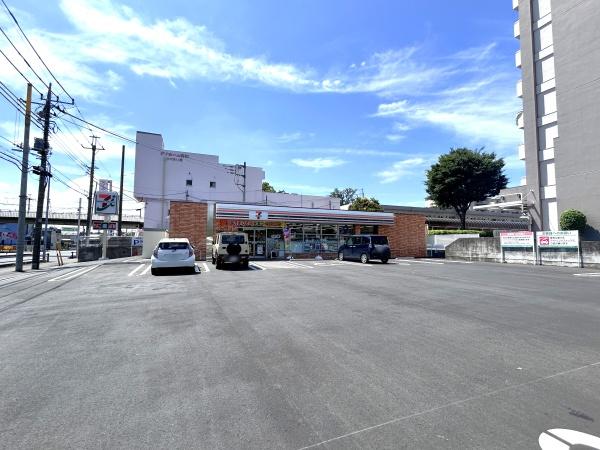 狭山台団地2街区　20号棟　4階(セブンイレブン狭山台団地店)