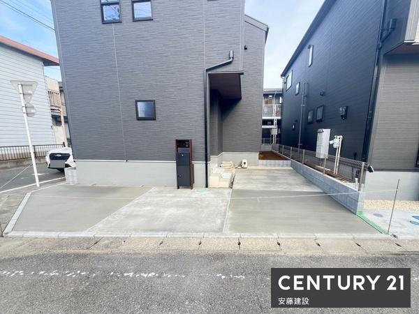 坂戸泉町第三　全2棟　1号棟