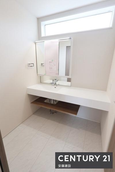 狭山市水野　新築全３棟　２号棟