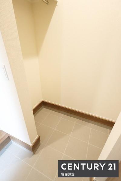 狭山市水野　新築全３棟　２号棟