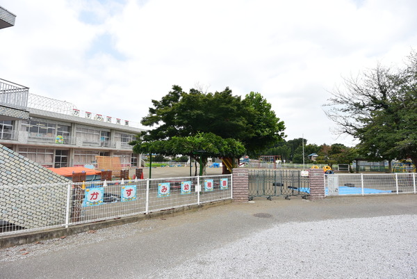 川越市安比奈新田７番１１　新築戸建(かすみ幼稚園)
