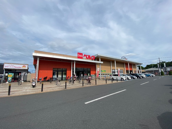 川越市安比奈新田　全７区画　新築２号棟(ベルク的場店)