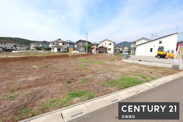 日高市上鹿山第4　新築全3棟　2号棟