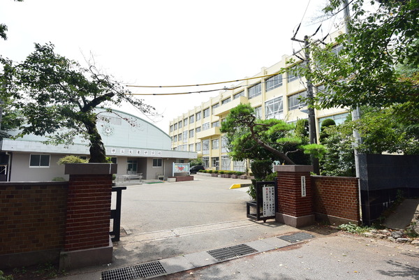川越市豊田本４丁目の中古一戸建て(川越市立大東中学校)
