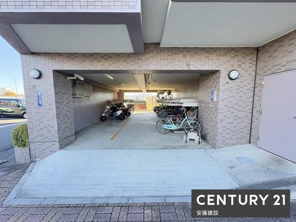 ナイスアーバン狭山　1階