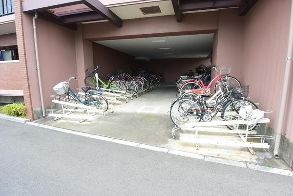 エステスクエア武蔵藤沢２弐番館　３階角部屋