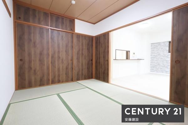 コスモ狭山ロイヤルステージ　１階角部屋