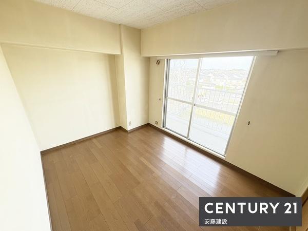 若葉台マンション　4階角部屋