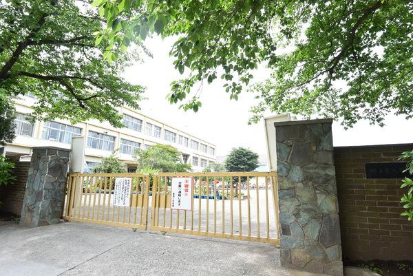 入間市牛沢町の中古一戸建て(入間市立黒須小学校)
