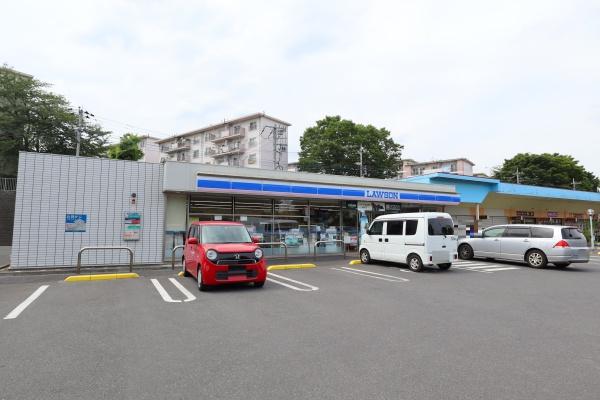 日高市上鹿山 6号棟(ローソン日高中鹿山店)