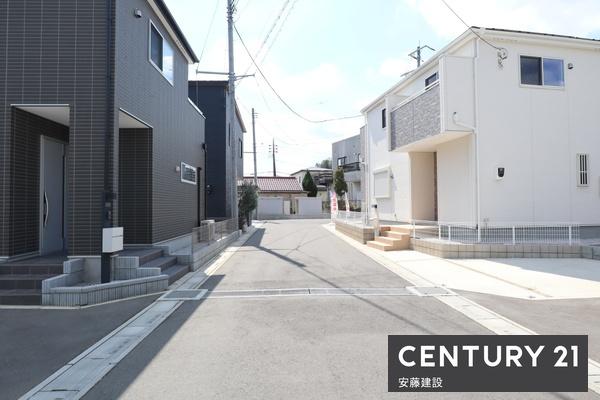日高市上鹿山　６号棟