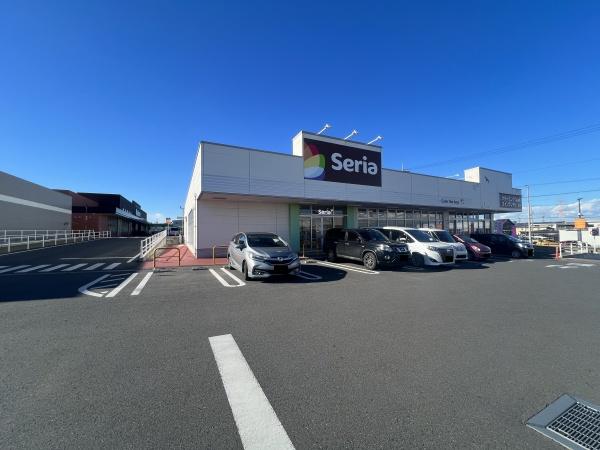 つくば市みどりの2期 2号棟(セリア みどりの店)