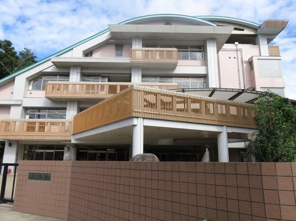土浦市木田余東台Ⅰ 3号棟(土浦市立真鍋小学校)
