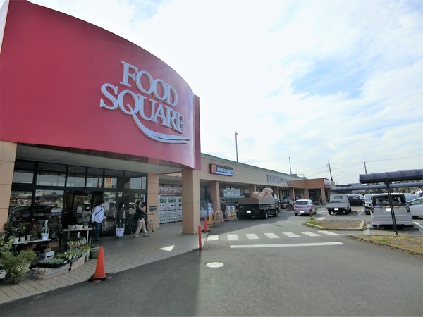 牛久市南V(カスミフードスクエア牛久店)