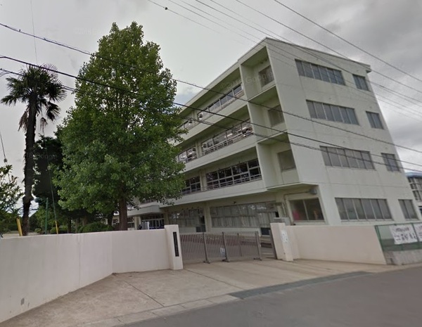 牛久市田宮2丁目の新築一戸建(牛久市立牛久第三中学校)