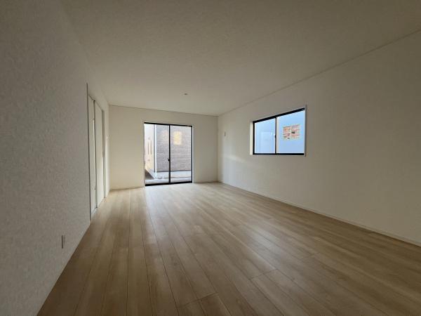 かすみがうら市下稲吉第14　2号棟