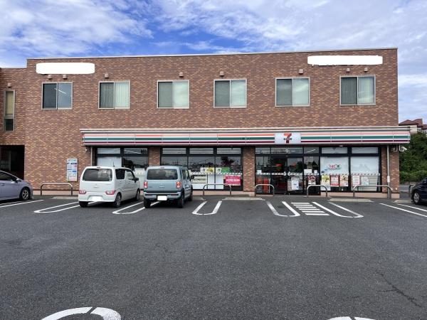 土浦市桜ケ丘町の新築一戸建(セブンイレブン土浦桜ケ丘店)
