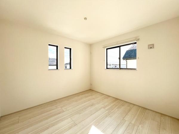 土浦市烏山４丁目の新築一戸建