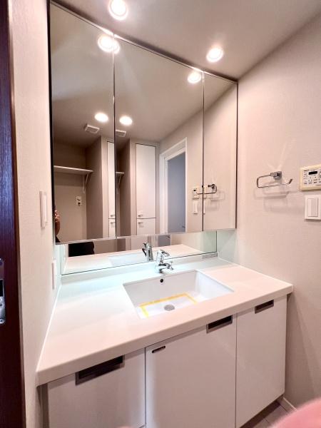 アデニウムつくば万博記念公園