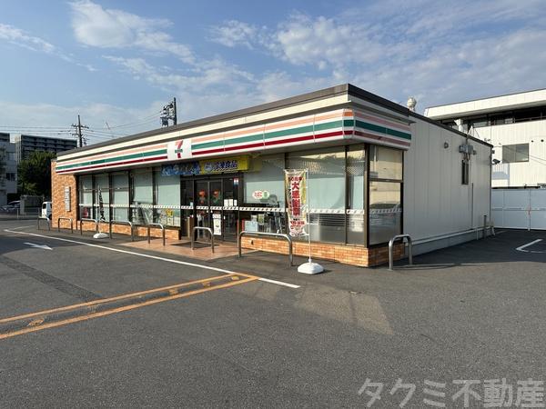 つくばグランヴィラ　エアリーヴィラ(セブンイレブンつくば竹園店)