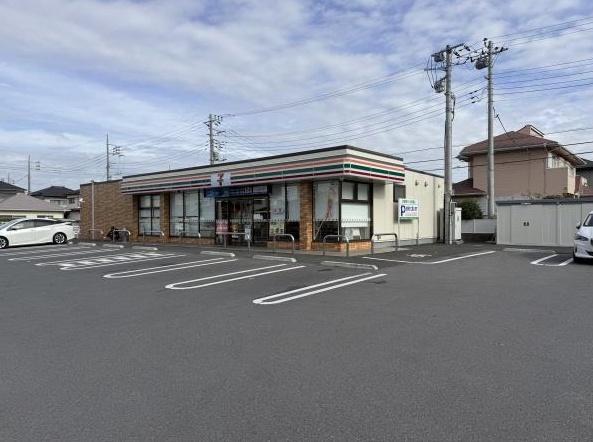 アミティ桜公園6号棟(セブンイレブン　谷和原絹2丁目店)
