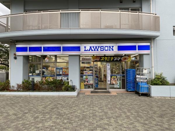 三田ナショナルコート(ローソンベイコート芝浦店)