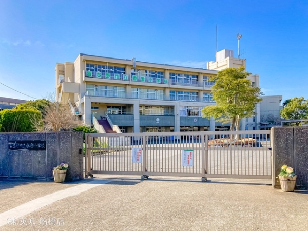習志野市香澄3丁目の新築一戸建(習志野市立香澄小学校)